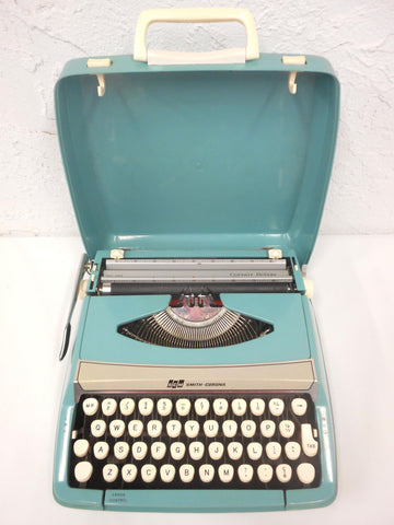 Vintage 1960's Smith Corona Corsair Deluxe Portable Typewriter Made in England, Turquoise, Error Control, With Case